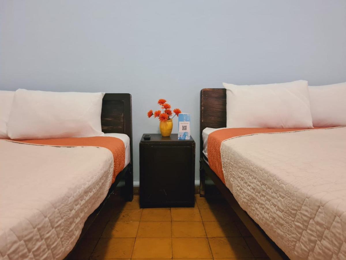 Granaditas Hotel *